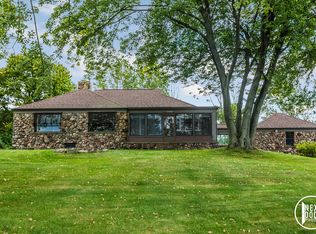 11862 Five Mile Rd NE, Lowell, MI 49331