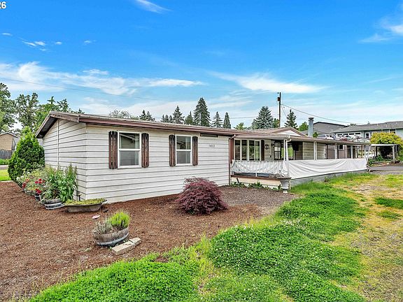 3rd image of 14012 SE Rupert Dr