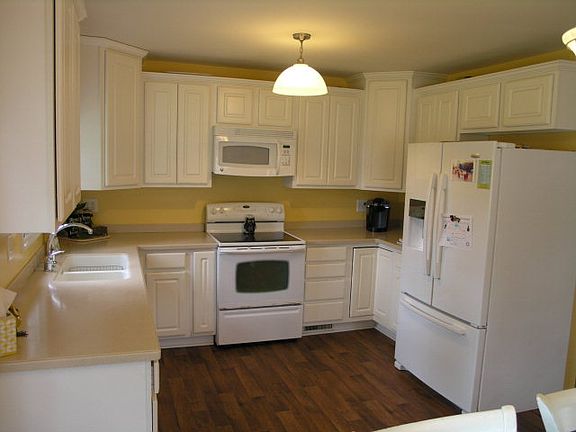 3rd image of 104 Lynwood Dr