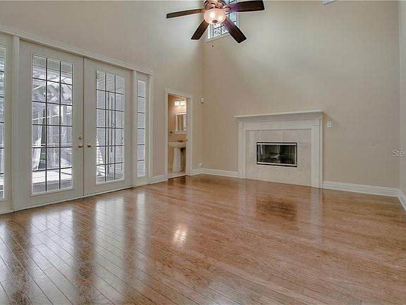 4th image of 13638 2nd Ave NE
