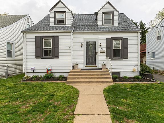 2nd image of 205 Odessa Ave