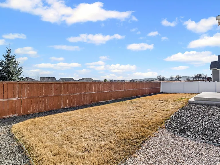 965 Mount Andrew Dr — Photo 29