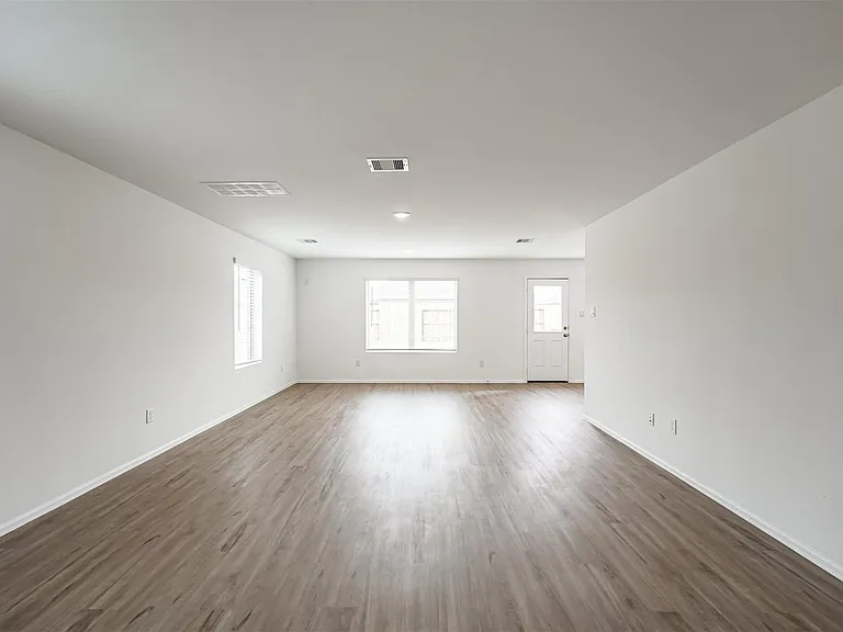 9123 Estes Lakes Dr — Photo 6