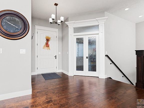 3rd image of 4101 Headwater Ln