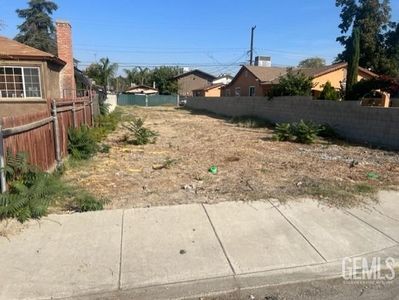 1208 3rd St, Bakersfield, CA, 93304