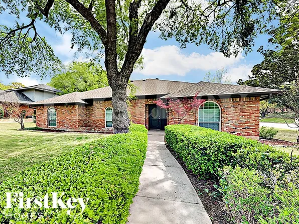 1852 Rhinevalley Dr, Arlington, TX 76012