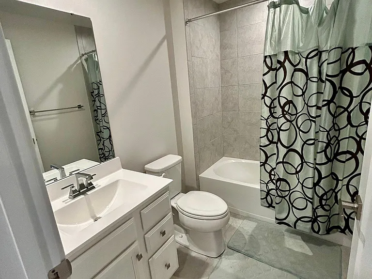 210 Chase Dr — Photo 33