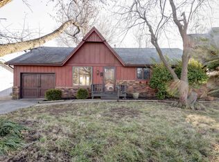 1240 S Plaza Ave, Springfield, MO 65804