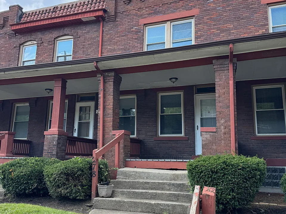 274-284 E Lane Ave
