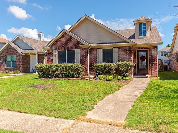 2nd image of 8833 Wayne St
