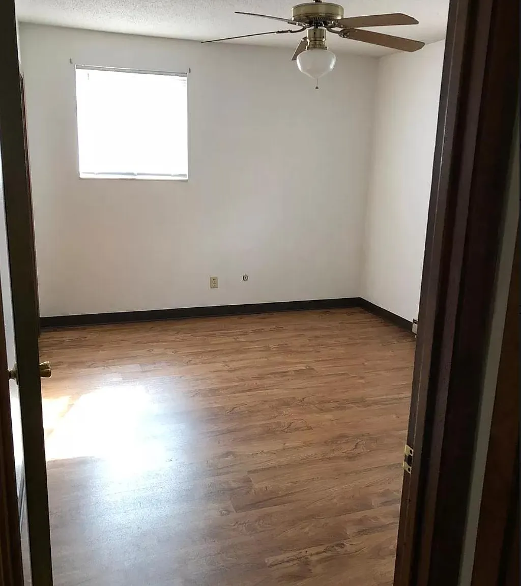 2820 Themis St — Photo 2