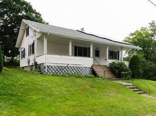 11 Darling St, Worcester, MA 01605