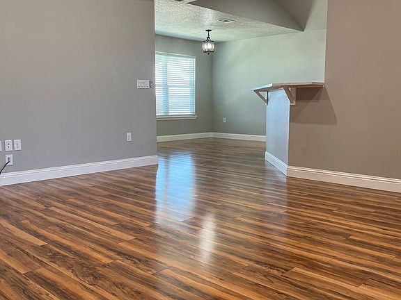 4th image of 2525 Joes Ln