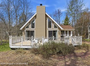 61 Floral Dr, Thornhurst, PA 18424