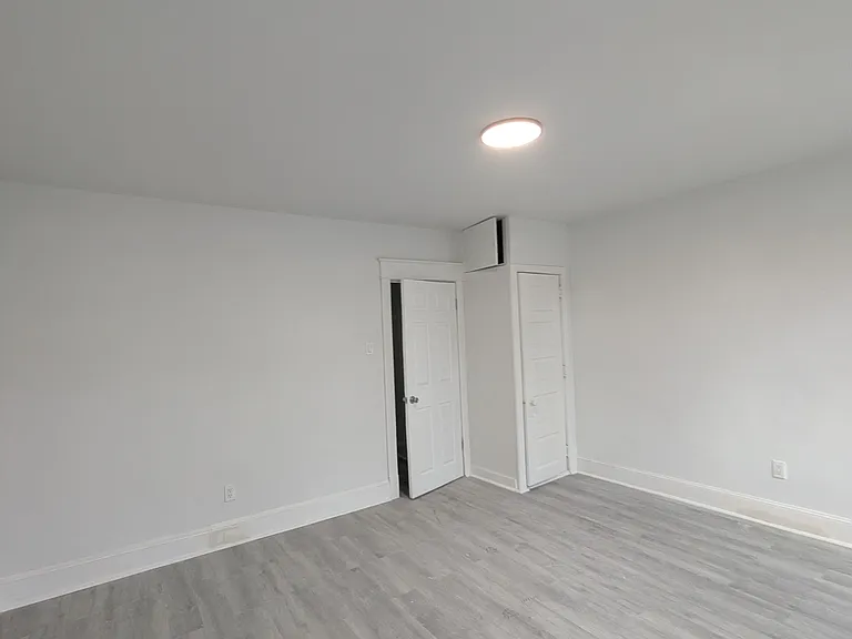 307 W Centre St — Photo 6