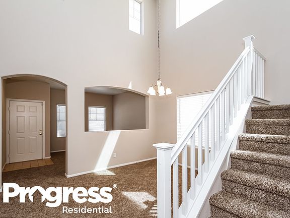 2nd image of 813 Fort Mandan Ct