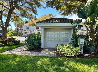 8050 Pacific Beach Dr, Fort Myers, FL 33966