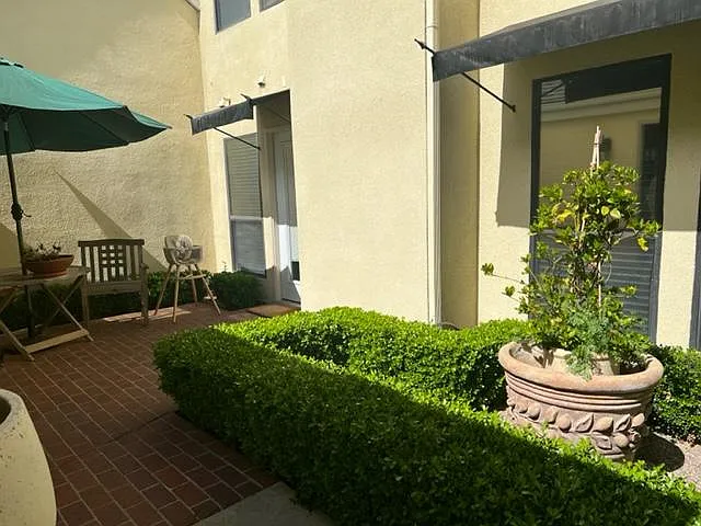 931 E Foxhill Dr — Photo 18