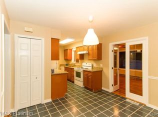 3315 Fernwood Ave, Ann Arbor, MI 48108
