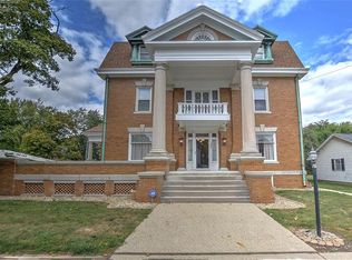 229 W Washington St, Maroa, IL 61756