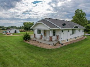2981 Farmland Rd, Marshfield, MO 65706