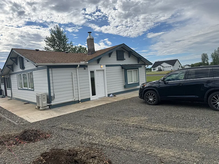 5177 Jackson Hwy #B — Photo 2
