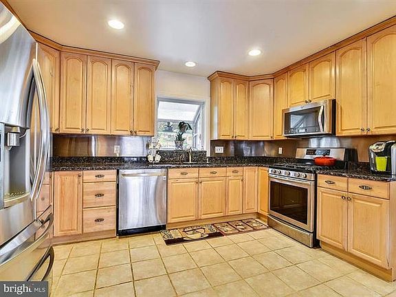 5th image of 4213 Olley Ln
