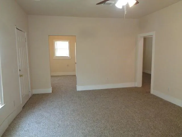 3230 Ohio St — Photo 12