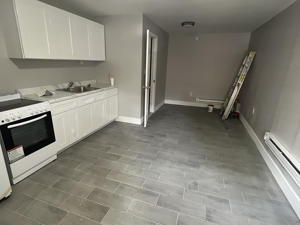 2nd image of 739 Tilden St APT 1