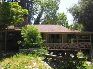 5755 Oak Knoll Rd, El Sobrante, CA 94803