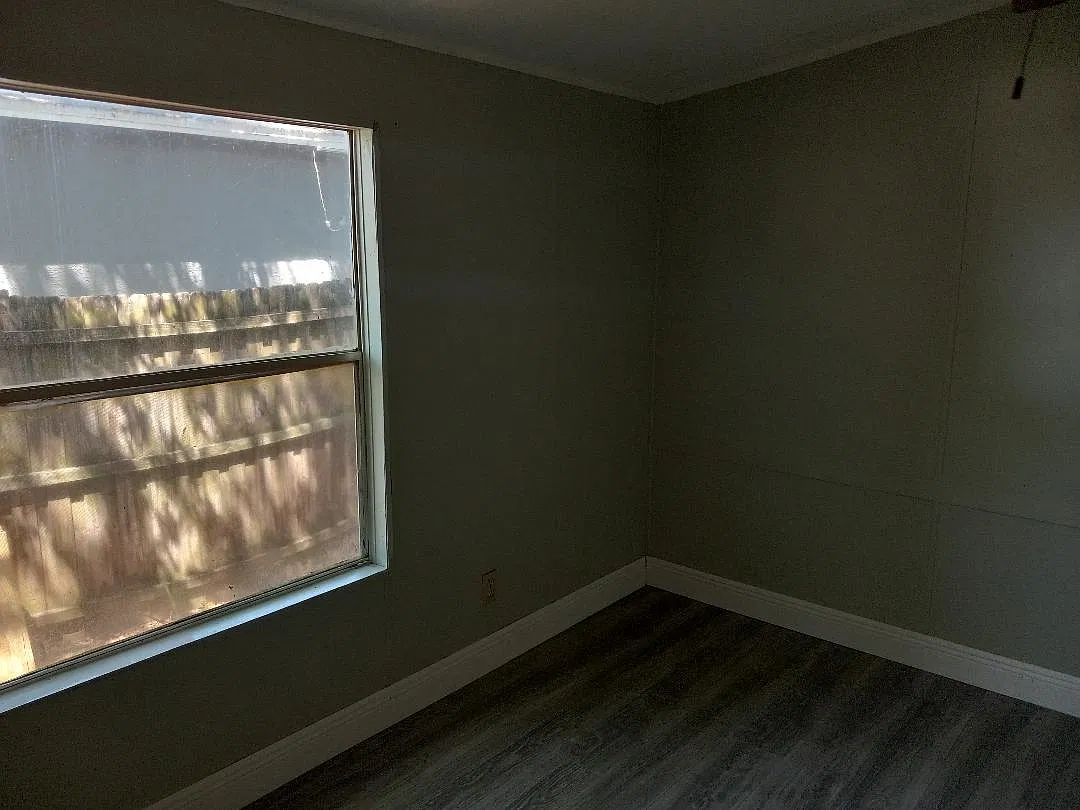3 bed, 1104 sqft, $2,350 — Photo 4