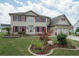 3336 Summerset Ct, North Tonawanda, NY 14120
