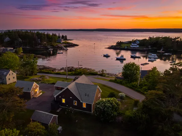 26 Pratt's Island Road, Southport, ME 04576