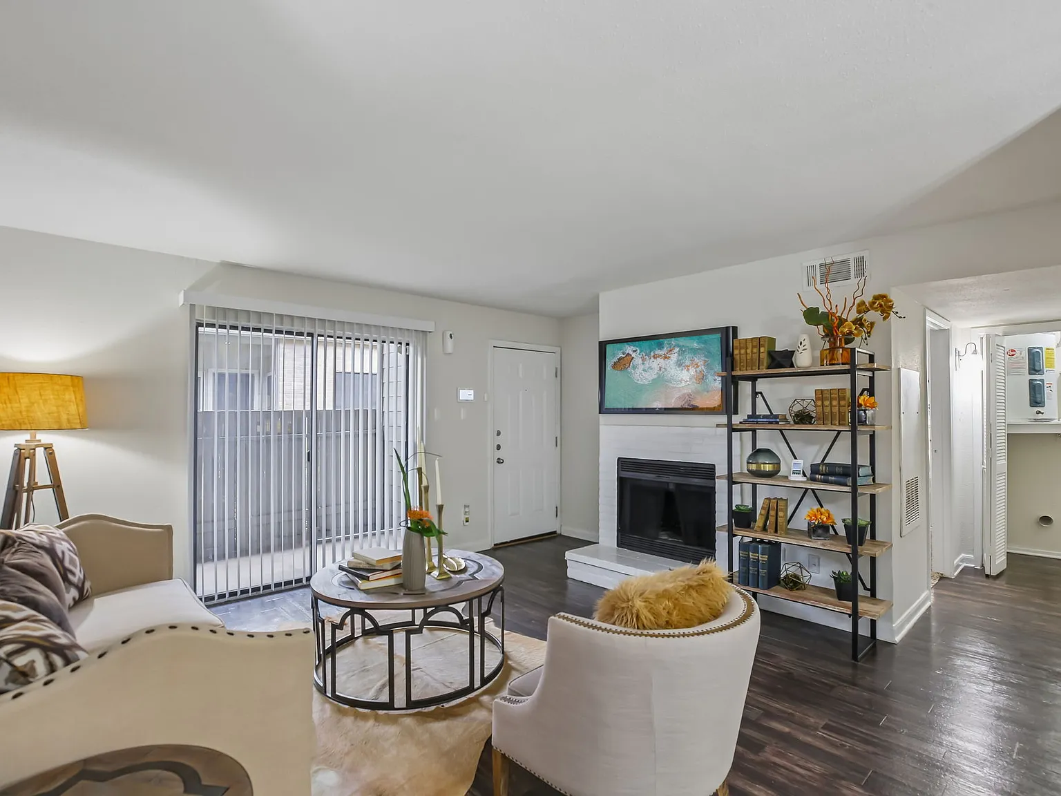 2400 Briarwest Apartments — Photo 4