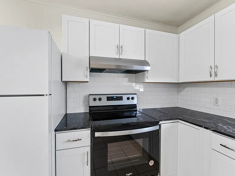 2808 Bardwell Rd — Photo 12