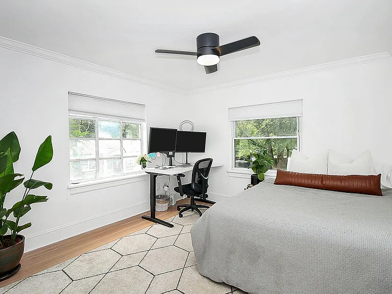 1824 Merriman Ave — Photo 10