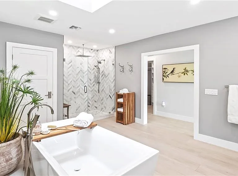 440 Kings Town Dr — Photo 23