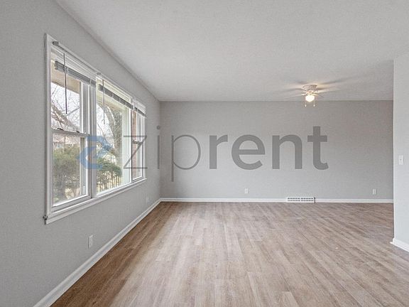 3rd image of 3366 Craig Ave