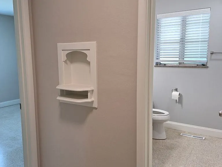 6826 Dorchester Dr — Photo 16