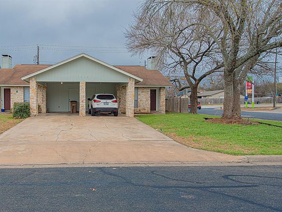 3rd image of 7605 Saint Amant Pl APT B