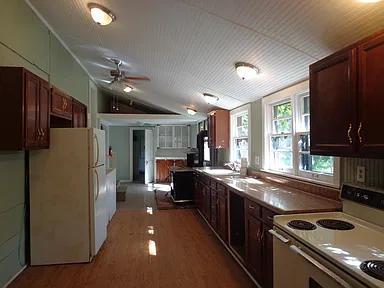 Property photo 37