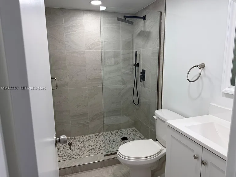4261 W Palm Aire Dr #202 — Photo 13