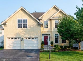 18 Quail Dr S, Phoenixville, PA 19460