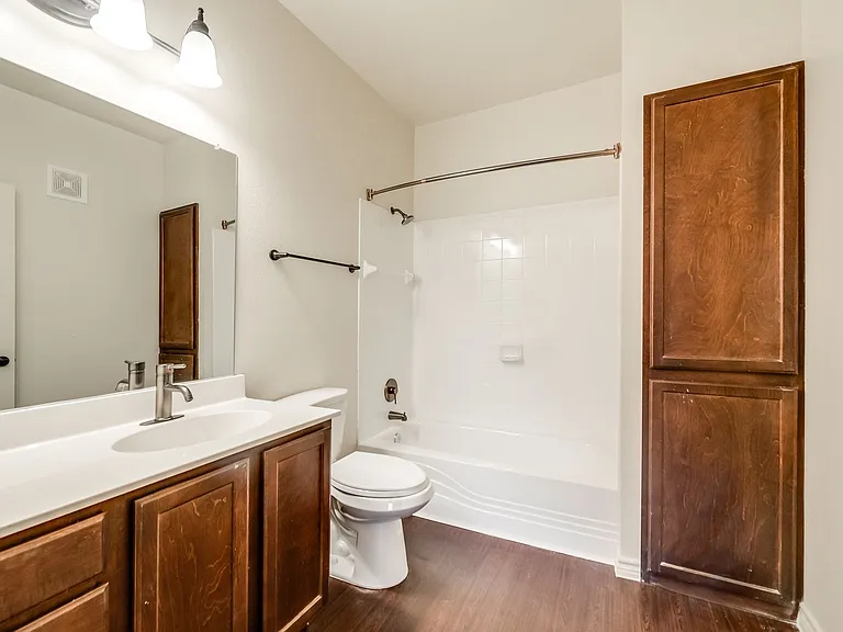 Majors Place — Photo 40
