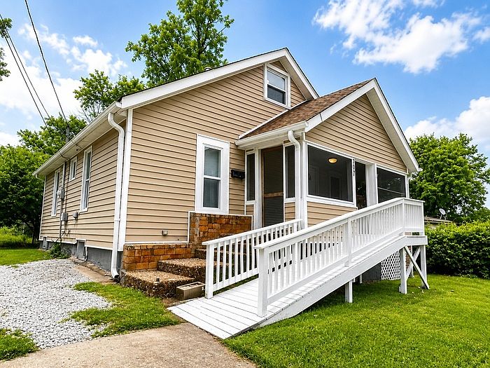 1st image of 307 Alsobrook St
