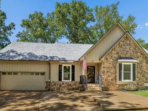 8970 Farmoor Rd, Germantown, TN 38139
