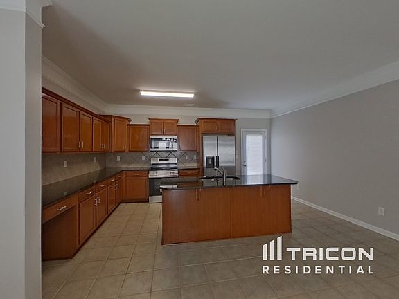 5th image of 11215 Breezehill Ln