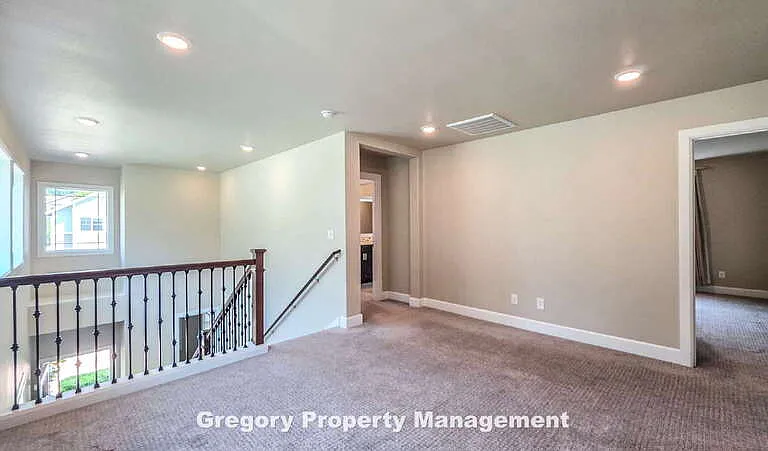 17320 40th Ave SE — Photo 23