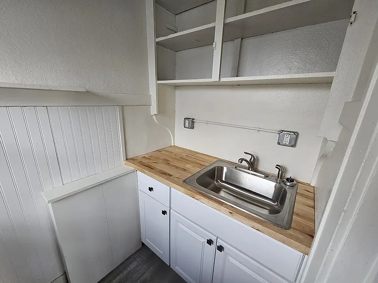345 S Park St #1 — Photo 3