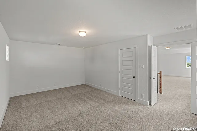413 Hinsdale Run — Photo 32